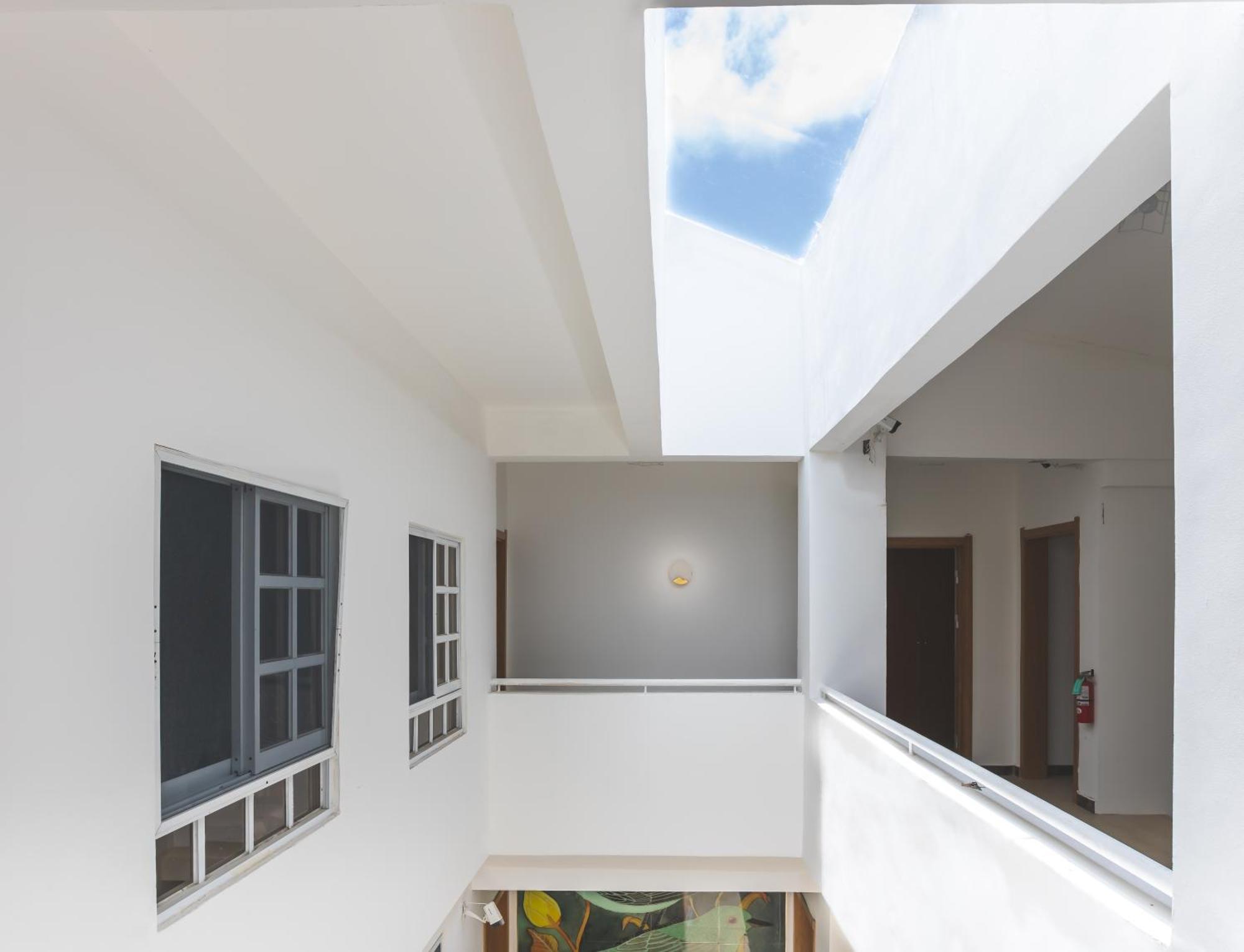 Oasis Boutique House Hotel Saipan Exterior photo